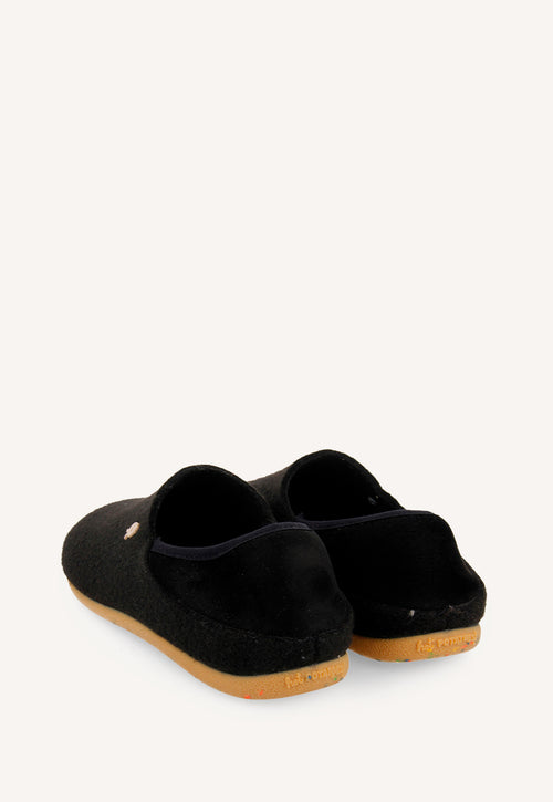 ZAPATILLAS DE CASA CERRADAS ORSK