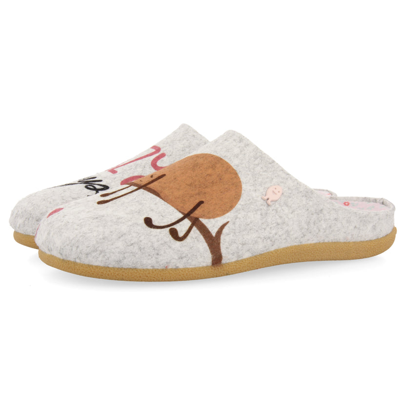 ZAPATILLAS DE ESTAR POR CASA DE LA COLECCIÓN HOT POTATOES MUSAU