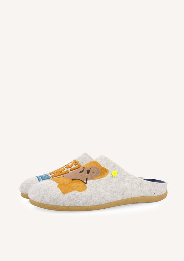 ZAPATILLAS DE CASA DIBUJO Y FRASE GRAMAIS
