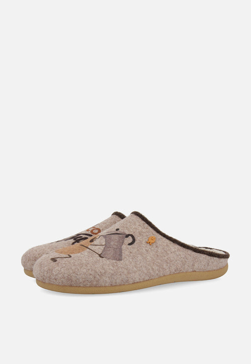 ZAPATILLAS DE CASA DIBUJO Y FRASE JENBACH
