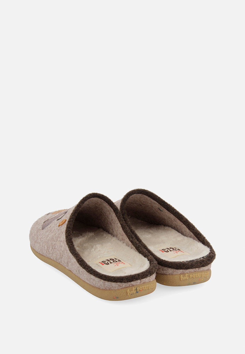 ZAPATILLAS DE CASA DIBUJO Y FRASE JENBACH