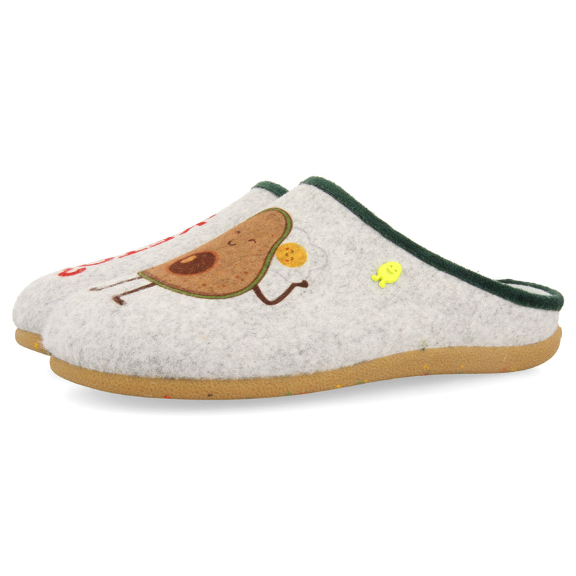 ZAPATILLAS DE ESTAR POR CASA DE LA COLECCIÓN HOT POTATOES DONARD