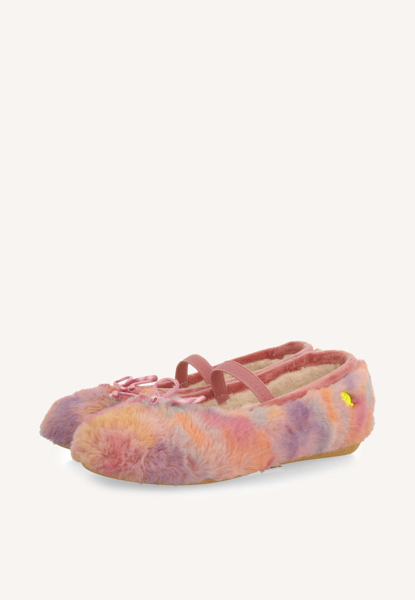 ZAPATILLAS DE CASA ESTILO BAILARINAS CORAZONES RISCA