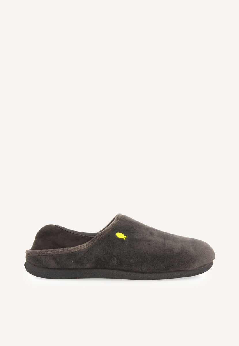 ZAPATILLAS DE CASA CERRADAS PELO HARTWICK