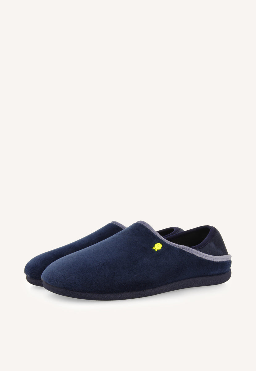 ZAPATILLAS DE CASA CERRADAS PELO HARTWICK