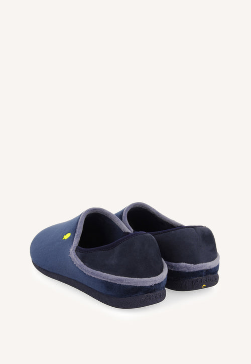 ZAPATILLAS DE CASA CERRADAS PELO HARTWICK