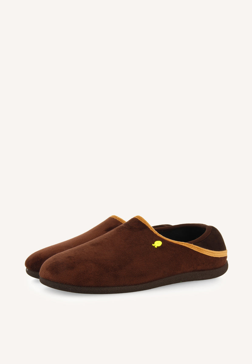 ZAPATILLAS DE CASA CERRADAS PELO HARTWICK