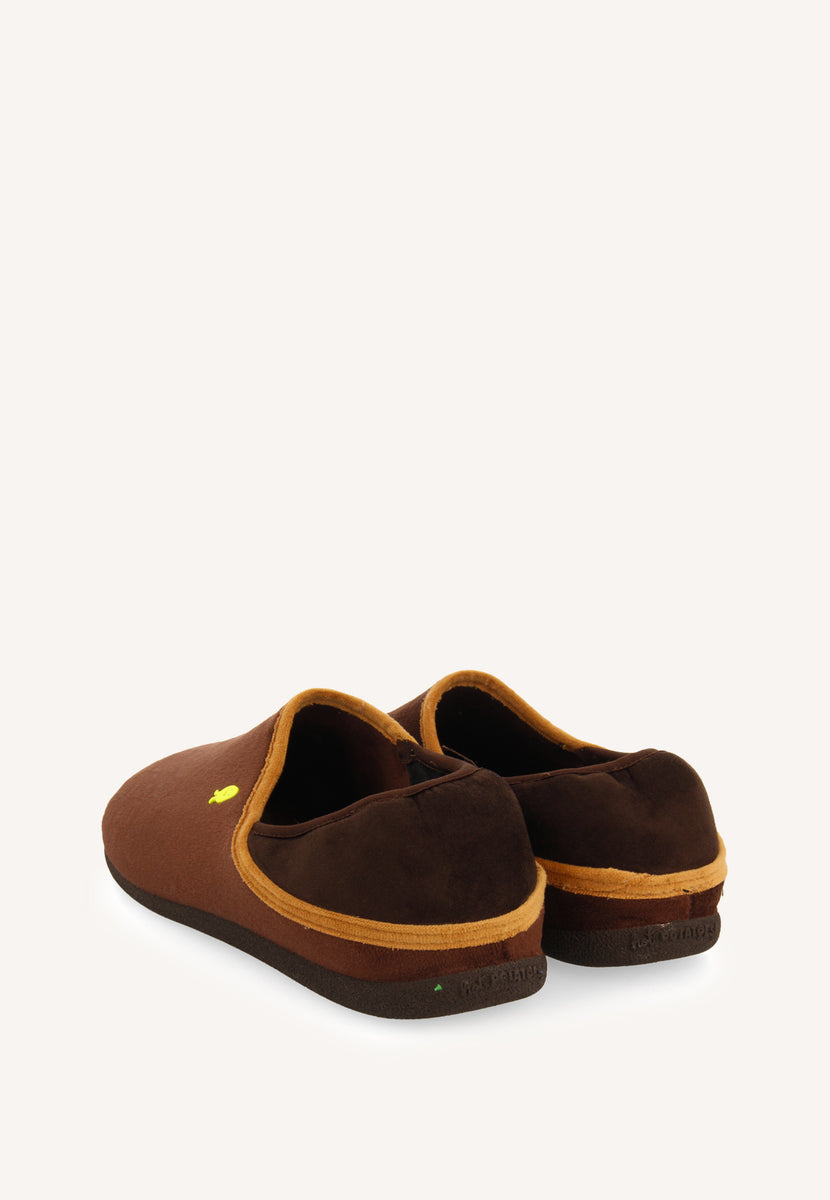 ZAPATILLAS DE CASA CERRADAS PELO HARTWICK