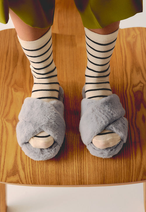 ZAPATILLAS DE CASA TIPO PALAS PELO MATTAWAN