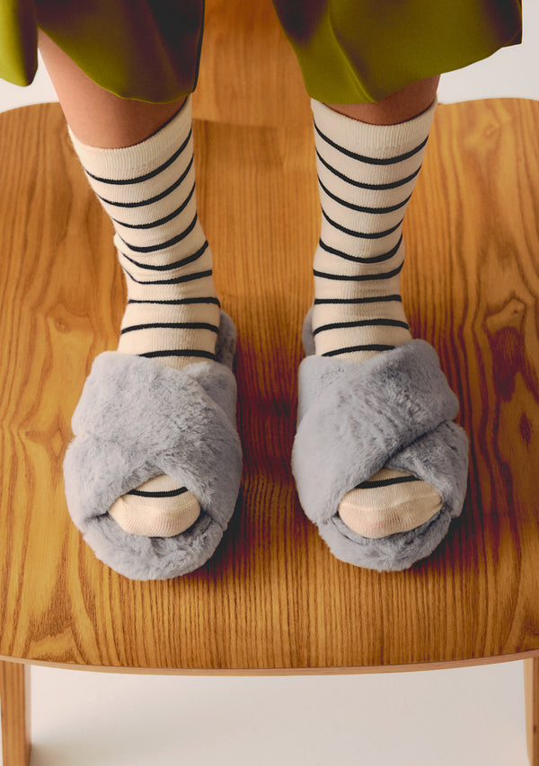 ZAPATILLAS DE CASA TIPO PALAS PELO MATTAWAN