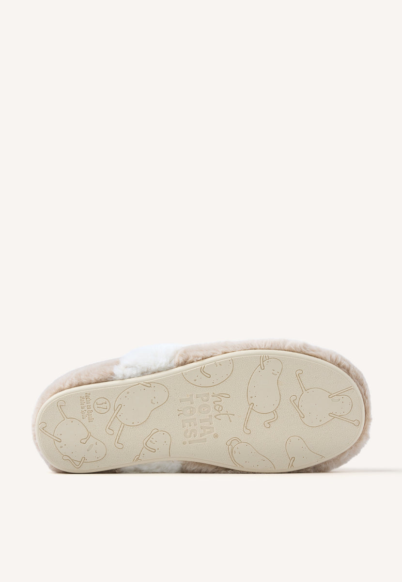 ZAPATILLAS DE CASA CERRADAS PELO OWOSSO
