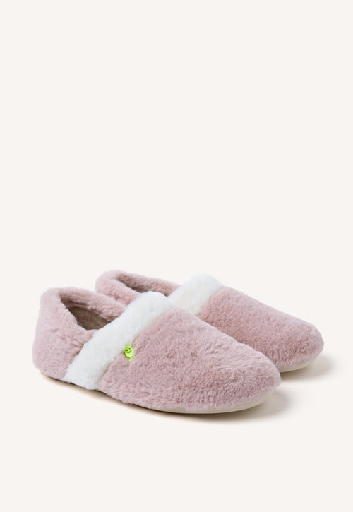 ZAPATILLAS DE CASA CERRADAS PELO OWOSSO