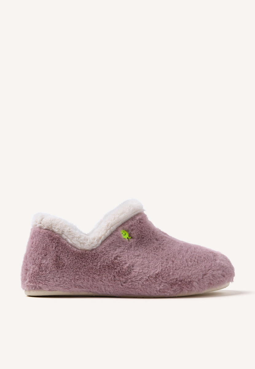 ZAPATILLAS DE CASA ABOTINADAS PELO KERRICK
