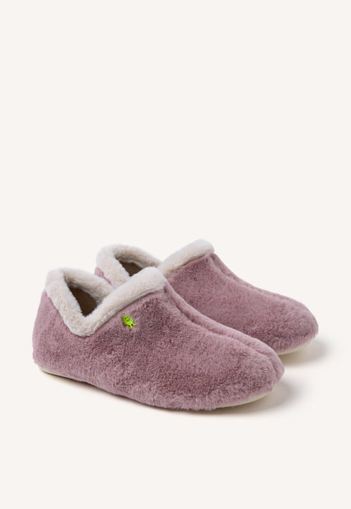 ZAPATILLAS DE CASA ABOTINADAS PELO KERRICK
