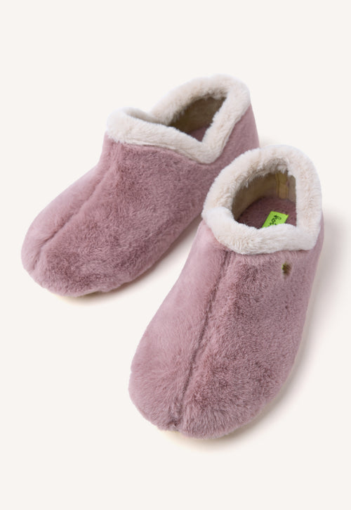 ZAPATILLAS DE CASA ABOTINADAS PELO KERRICK