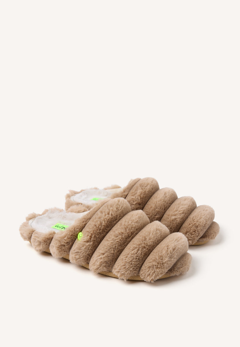 ZAPATILLAS DE CASA PELO WHALAN