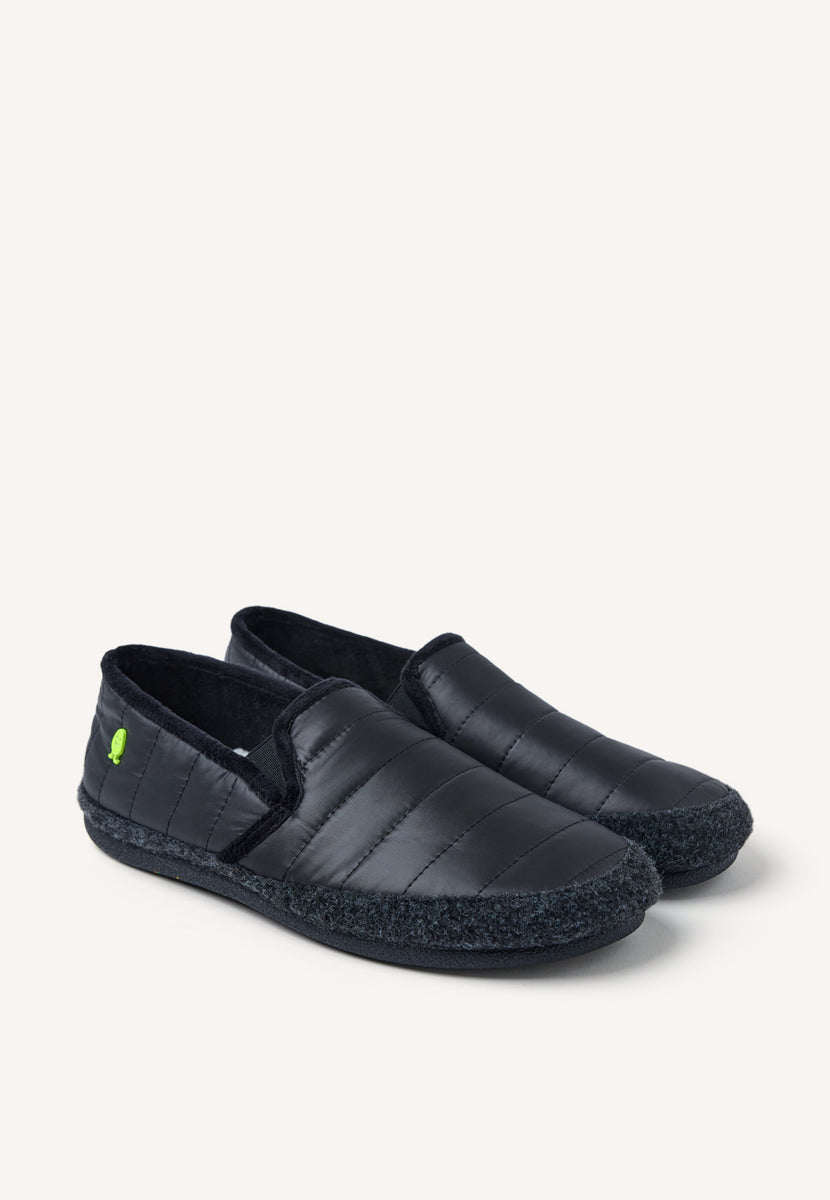 ZAPATILLAS DE CASA CERRADAS WYKOFF