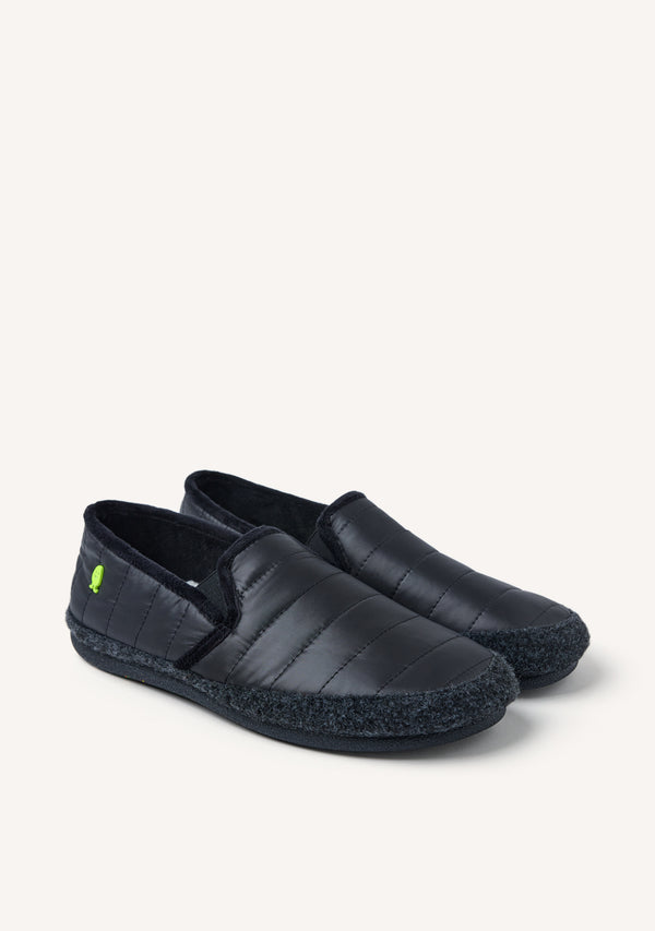 ZAPATILLAS DE CASA CERRADAS WYKOFF