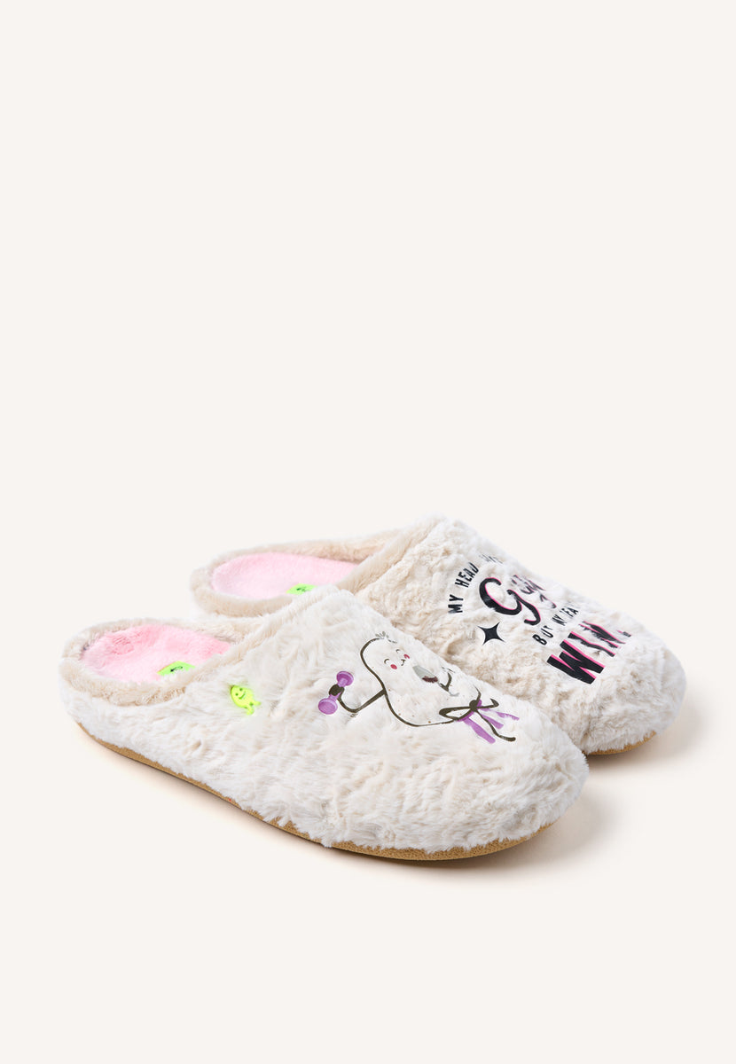 ZAPATILLAS DE CASA PELO DIBUJO Y FRASE BLANTYRE