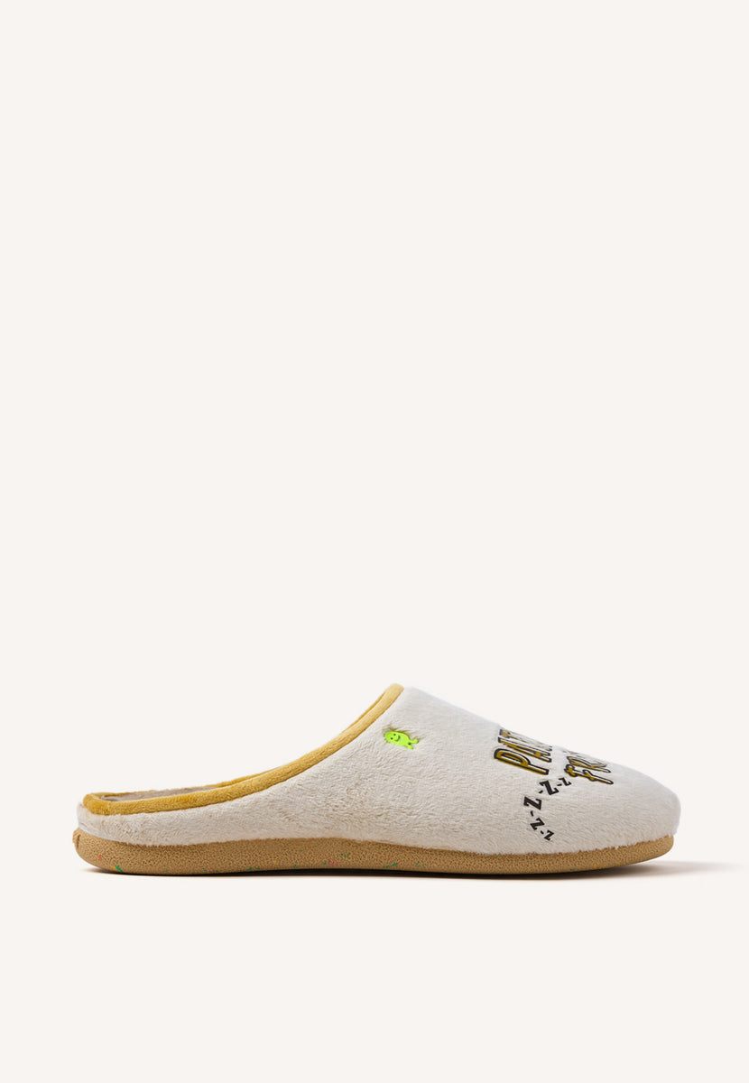 ZAPATILLAS DE CASA PELO DIBUJO Y FRASE NEWAYGO