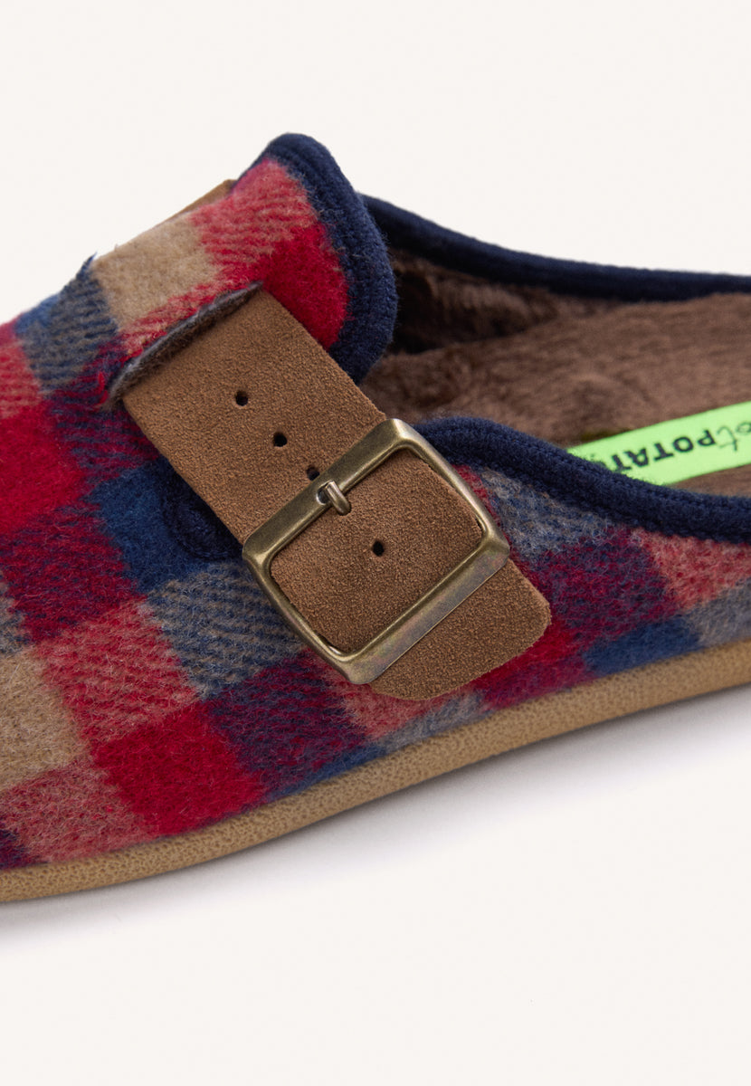 BROWN HOUSE SLIPPERS CLOG STYLE WITH PLAID