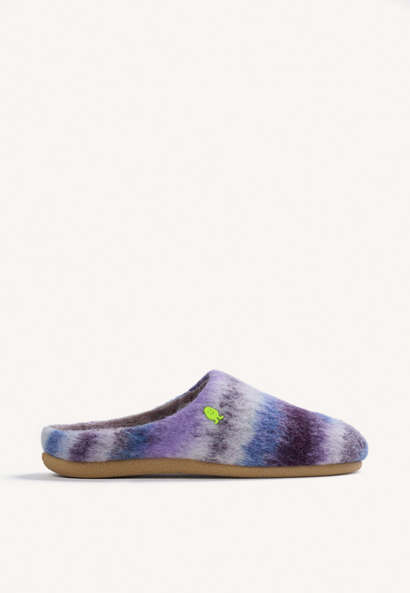 ZAPATILLAS DE CASA LILAS PELO RAYAS