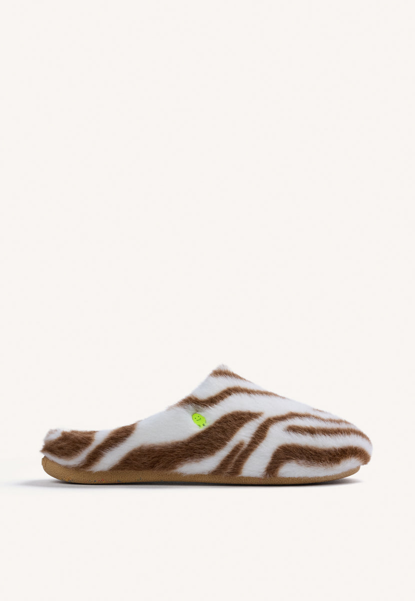 ZAPATILLAS DE CASA ESTAMPADO ANIMAL PELO