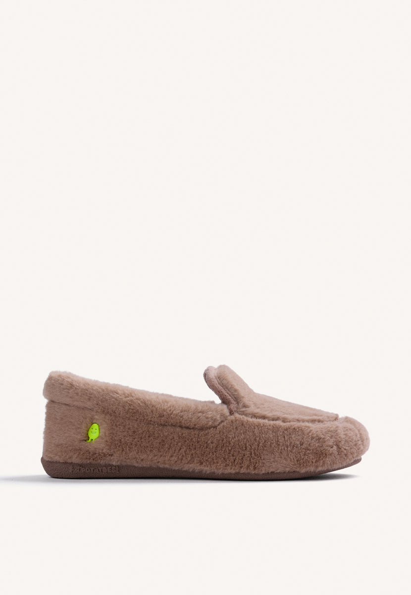 ZAPATILLAS DE CASA TAUPE TIPO MOCASINES PELO