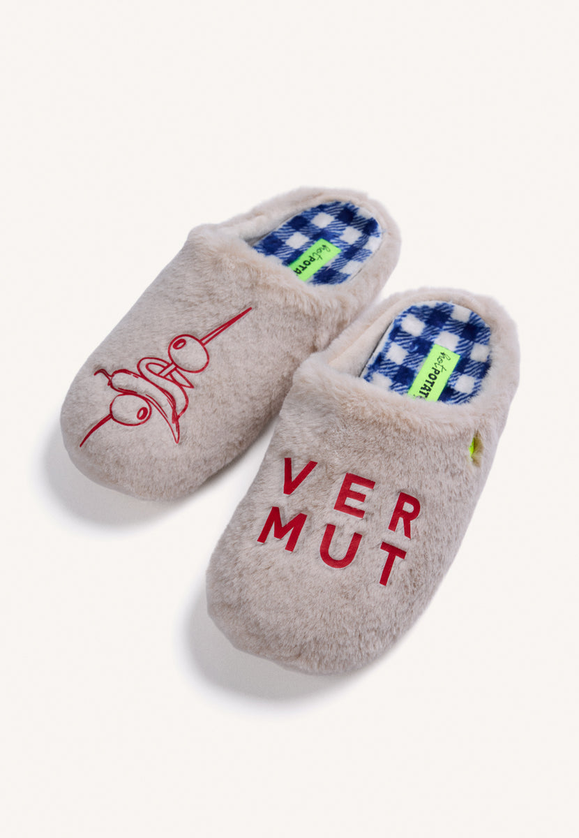 GREY FUR HOUSE SLIPPERS WITH DESIGN AND TEXT