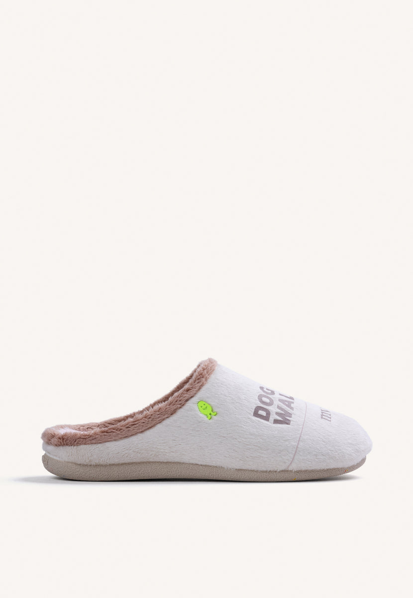 ZAPATILLAS DE CASA BEIGE PELO TEXTO