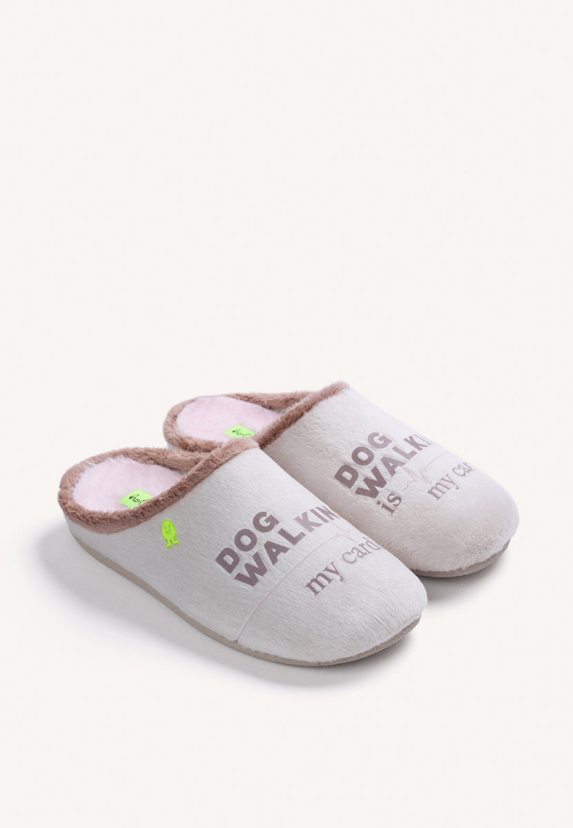 ZAPATILLAS DE CASA BEIGE PELO TEXTO